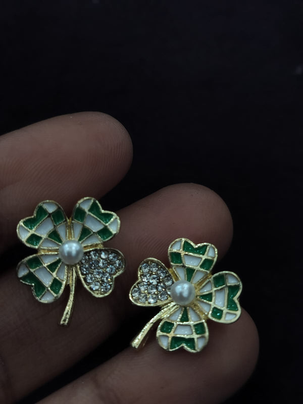 ANTI TRANISH EARRING