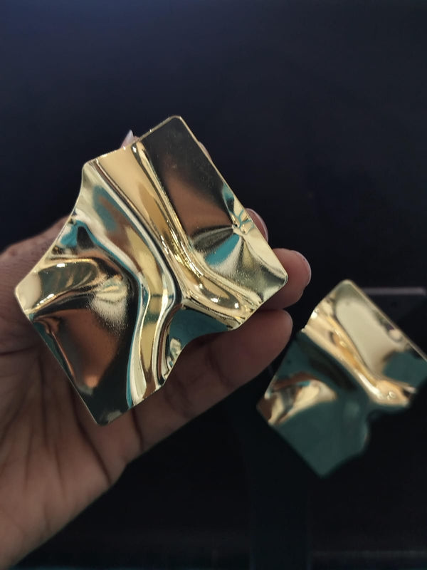 ANTI TRANISH EARRING