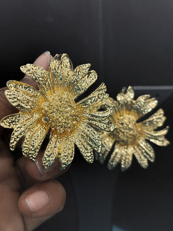 ANTI TRANISH EARRING