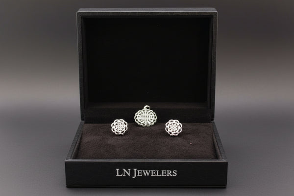 Ad Pendent with Earrings