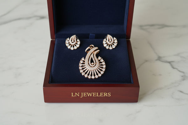 Pendent with Earrings