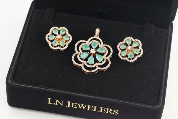 Ad Pendent with Earrings