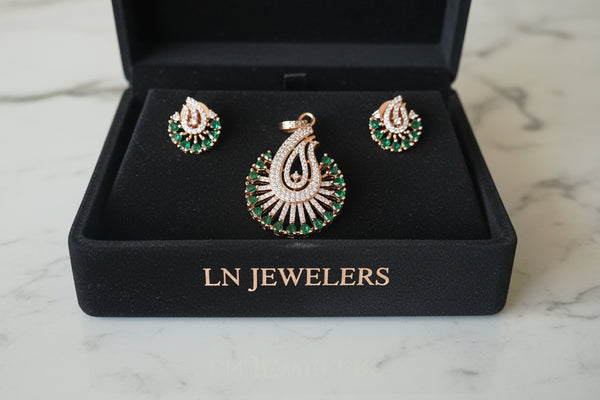 Pendent with Earrings