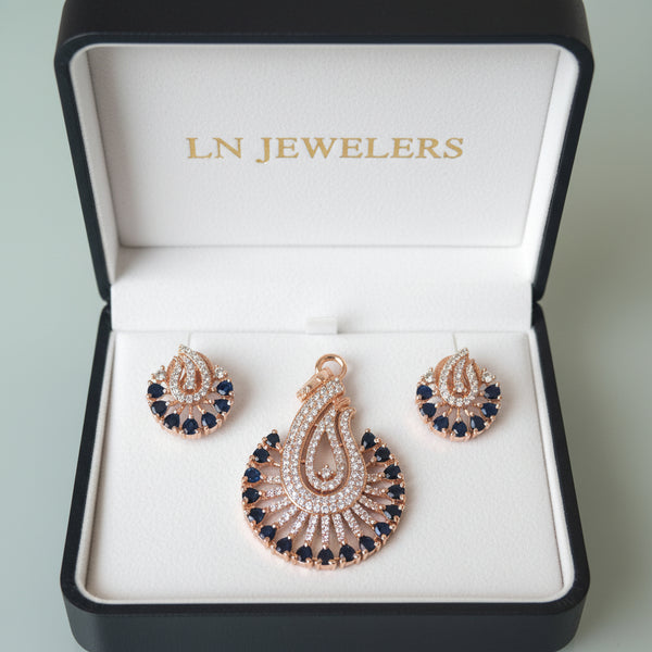 Pendent with Earrings