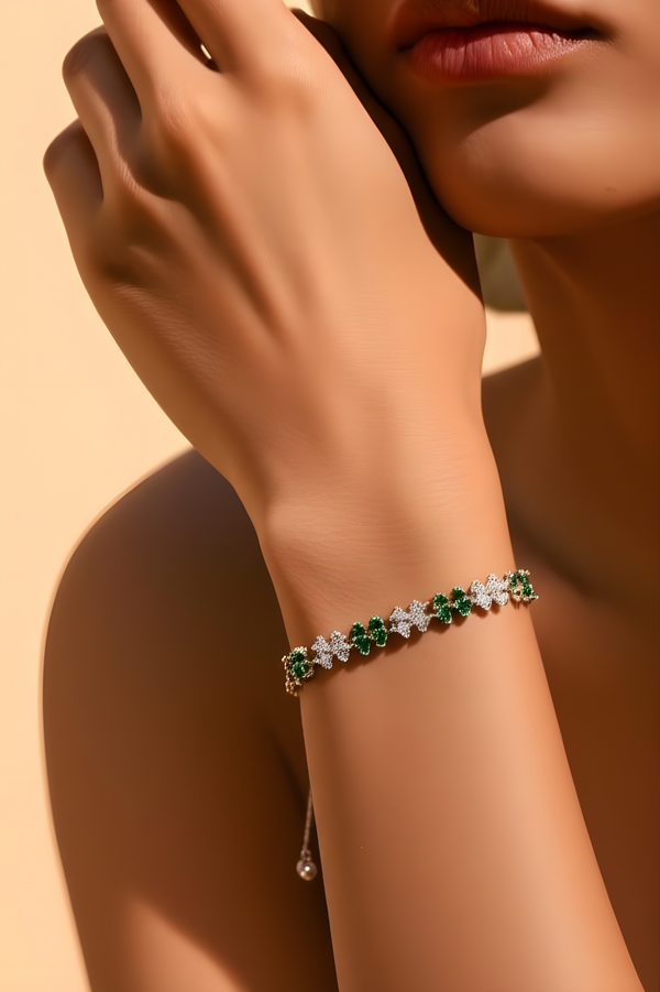 AD BRACELET