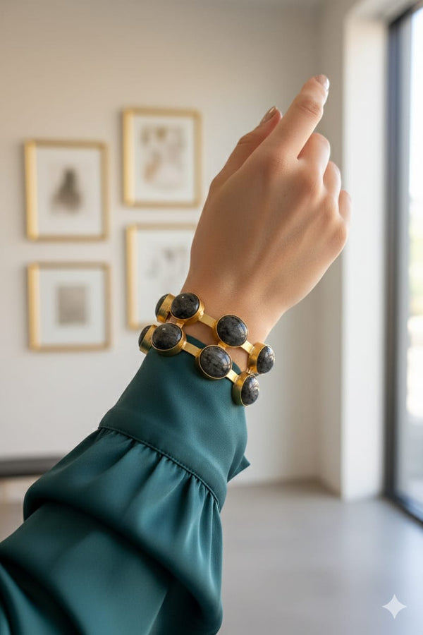 Real dark green Stone Necklace Set