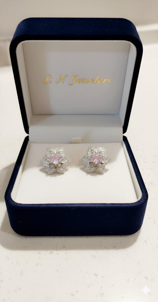AD EAR TOPS