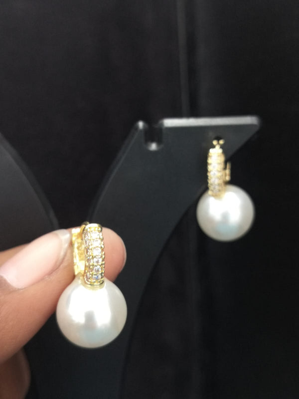 ANTI TRANISH EARRING