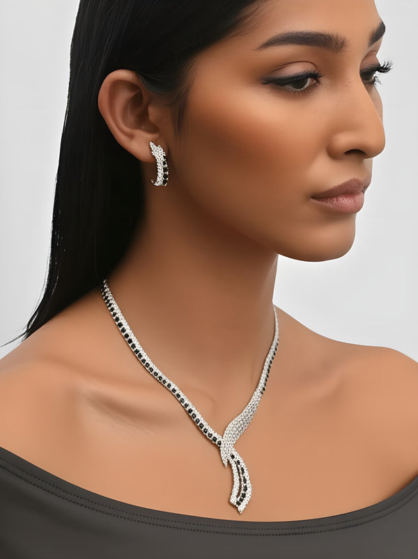 Gothic Glamour Neckless set