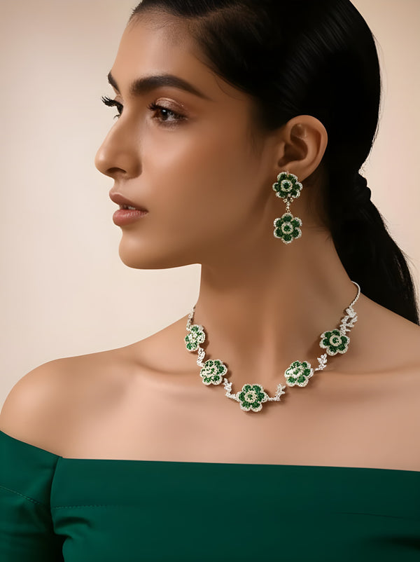 Ebony & Ivory Elegance Neckless set